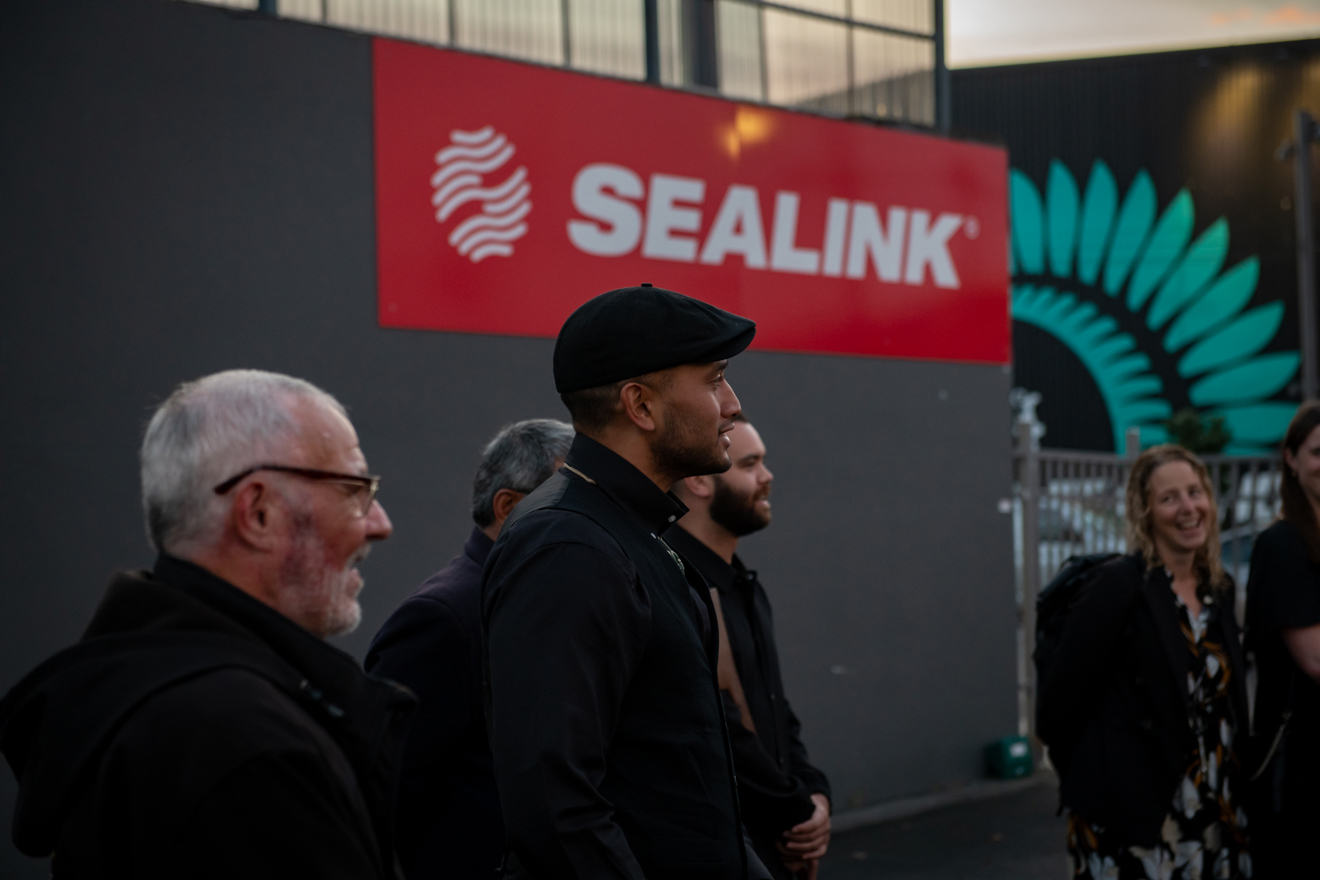 Sealink Karakia 0423 7726