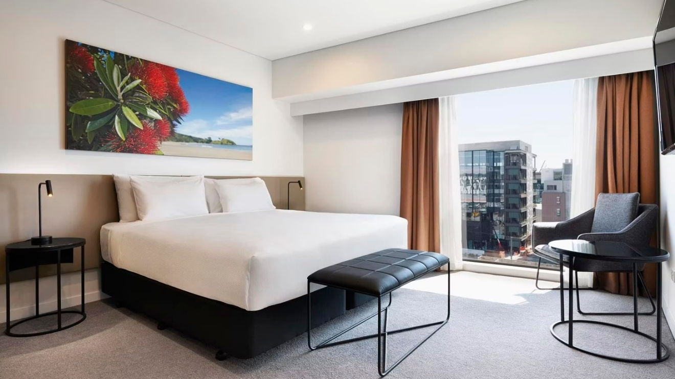 Website Slides Travelodge (1)